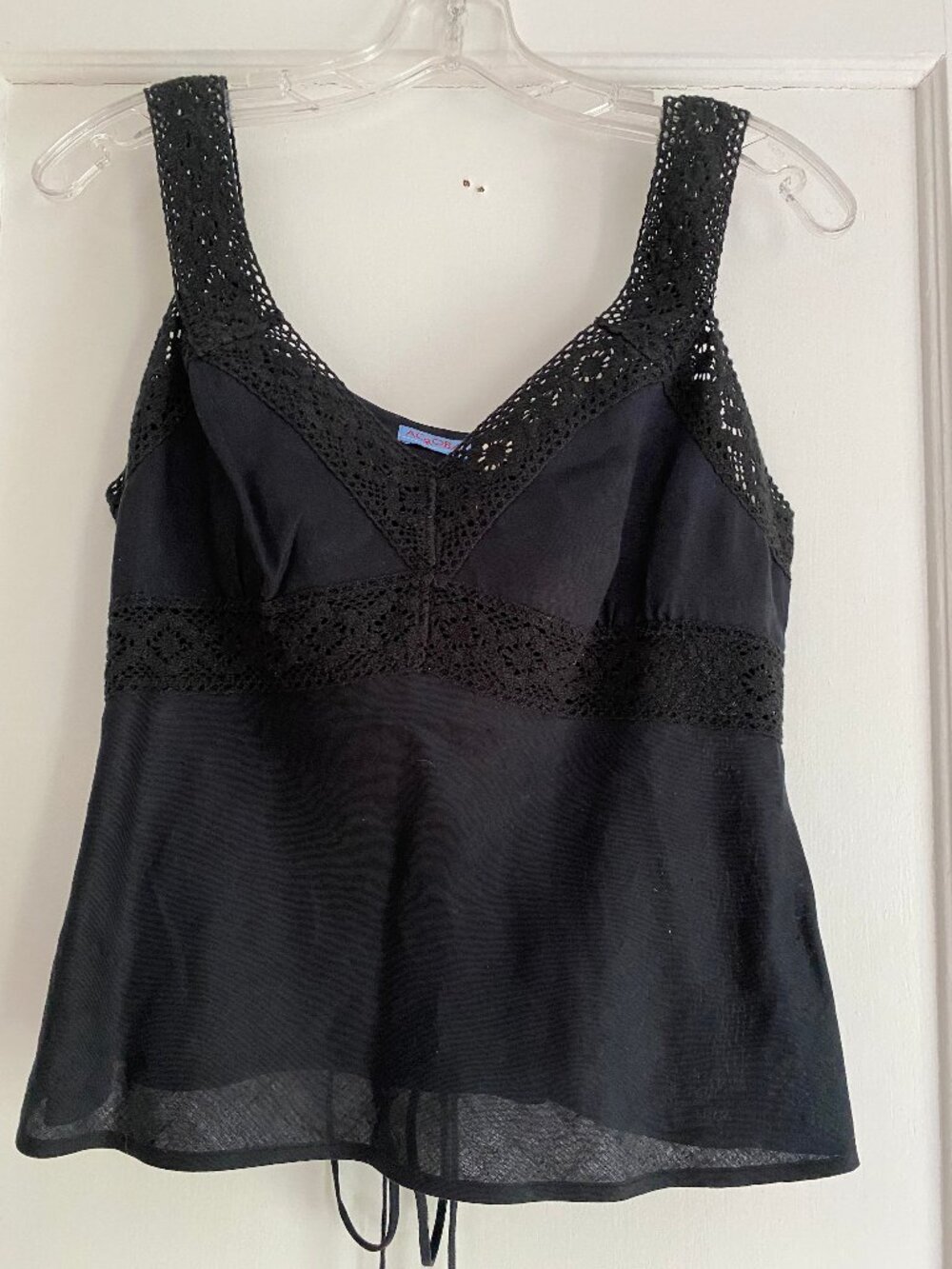 Acrobat Linen Tank Top with Lace